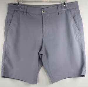 Under Armour HeatGear Mens Golf Shorts Gray Sz 38 Loose Fit Performance Stretch